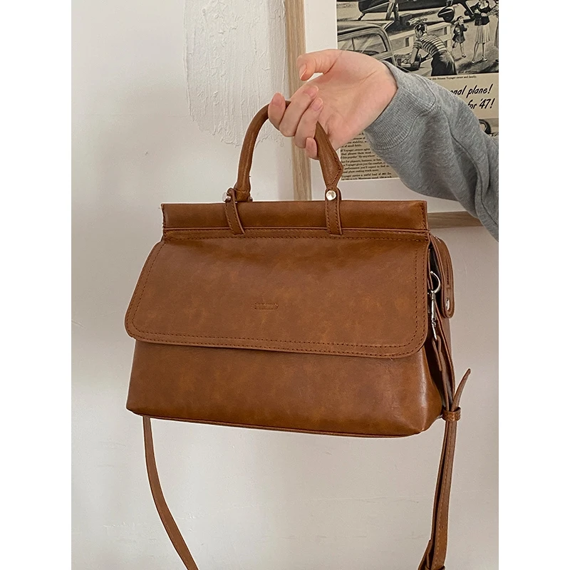 NEW Handbags Vintage Women Large Capacity PU Leather Stylish Message Crossbody Shoulder Bag Waterproof Zipper Package
NEW Handbags Vintage Women Large Capacity PU Leather Stylish Message Crossbody Shoulder Bag Waterproof Zipper Package