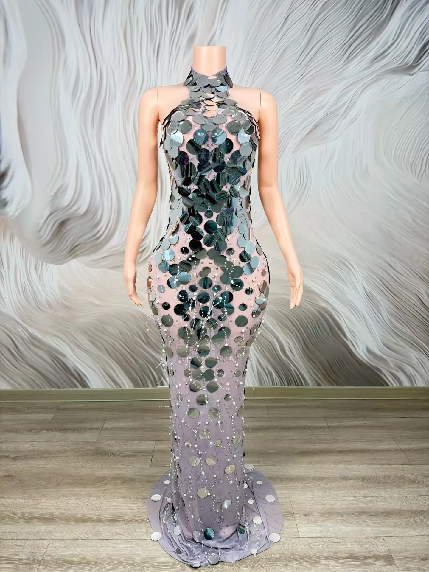 Yulin Luxury Iridescent Sequins Nude Mesh Halter Neck Mermaid Dress Formal Evening Wedding Guest Photoshoot Gown
Yulin Luxury Iridescent Sequins Nude Mesh Halter Neck Mermaid Dress Formal Evening Wedding Guest Photoshoot Gown