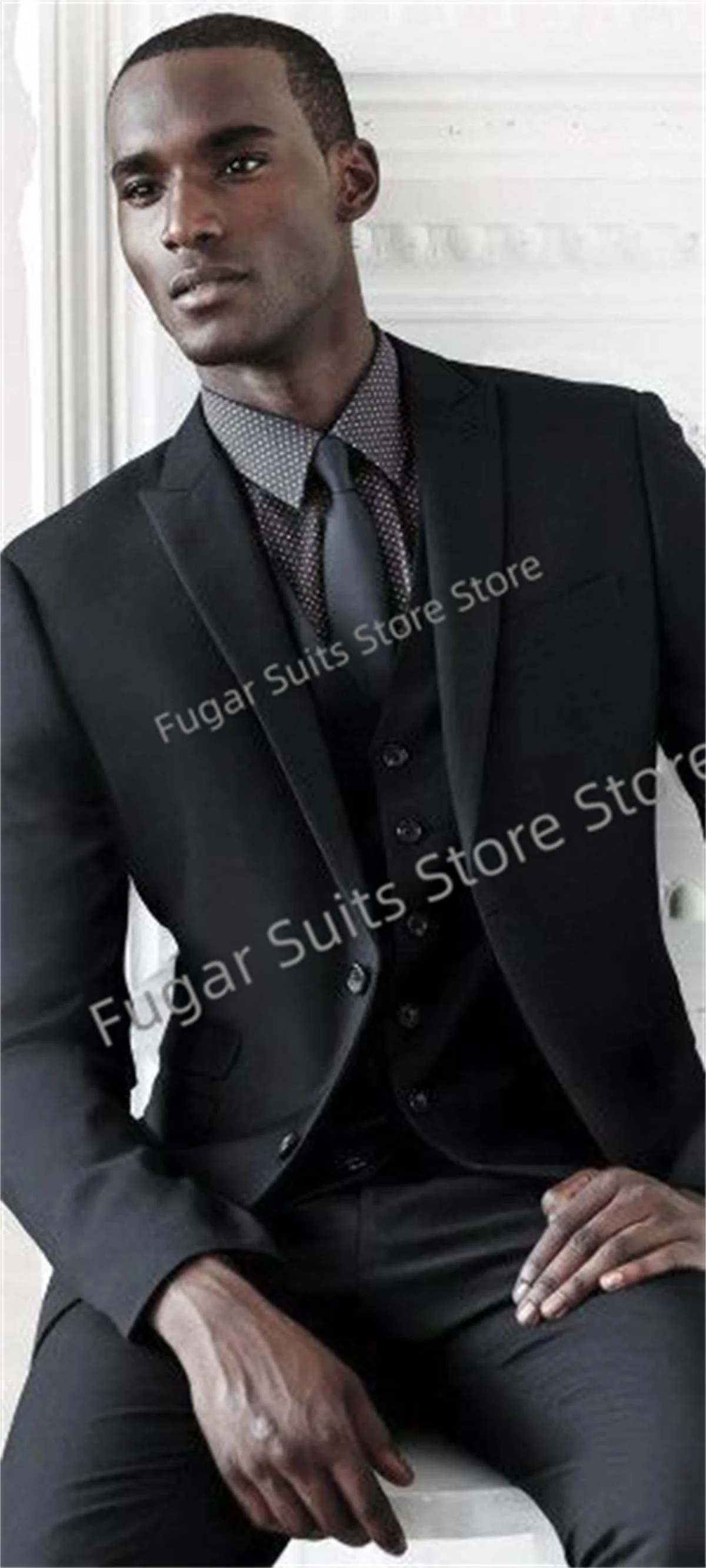 Classic Business Black Wedding Man Suits Slim Fit Peak Lapel Groom Formal Tuxedos3 Pieces Sets Luxuly Male Blazer Costume Homme
Classic Business Black Wedding Man Suits Slim Fit Peak Lapel Groom Formal Tuxedos3 Pieces Sets Luxuly Male Blazer Costume Homme