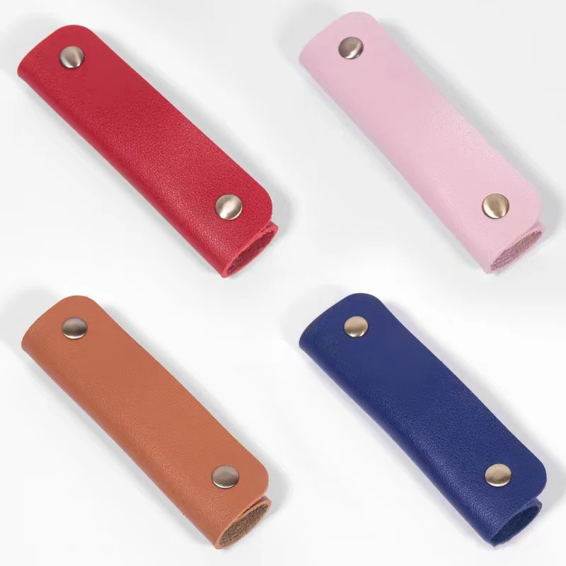 HOT Leather Luggage Bag Handle Wrap Replacement Strap For Suitcase Grip Protective Cover Shoulder Strap Pad Grip Bag Accessories
HOT Leather Luggage Bag Handle Wrap Replacement Strap For Suitcase Grip Protective Cover Shoulder Strap Pad Grip Bag Accessories
