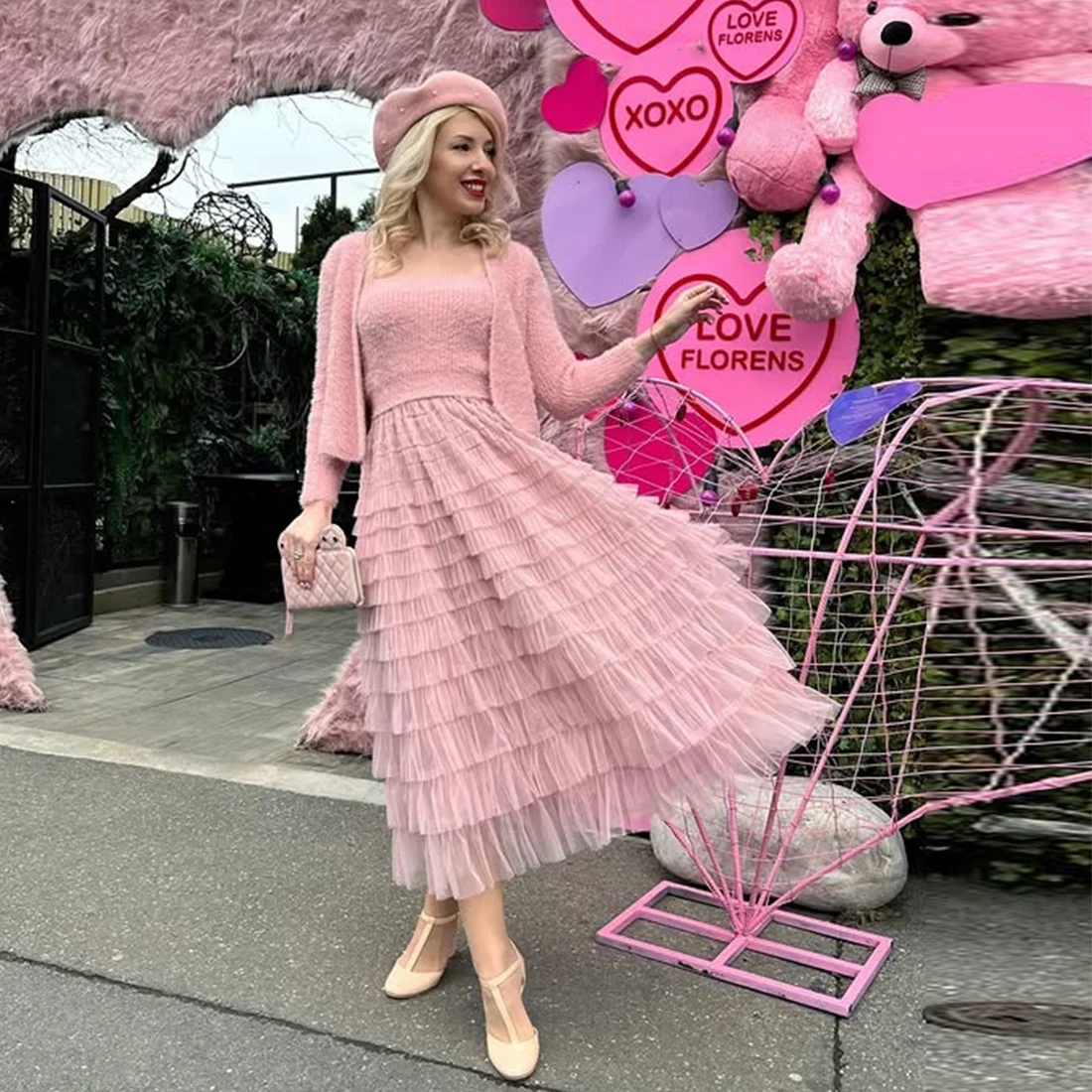 Princess Pink Tiered Skirts High Waist Girls Birthday Party Cake Skirt Girls Tulle Tutu Maxi Skirts Custom Color And Size
Princess Pink Tiered Skirts High Waist Girls Birthday Party Cake Skirt Girls Tulle Tutu Maxi Skirts Custom Color And Size