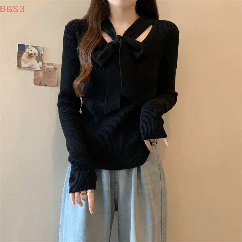 【BGS3】Korean V-neck Bow Lace-up Sweater Autumn Temperament Long Sleeve Slim Knitted Top For Women
【BGS3】Korean V-neck Bow Lace-up Sweater Autumn Temperament Long Sleeve Slim Knitted Top For Women