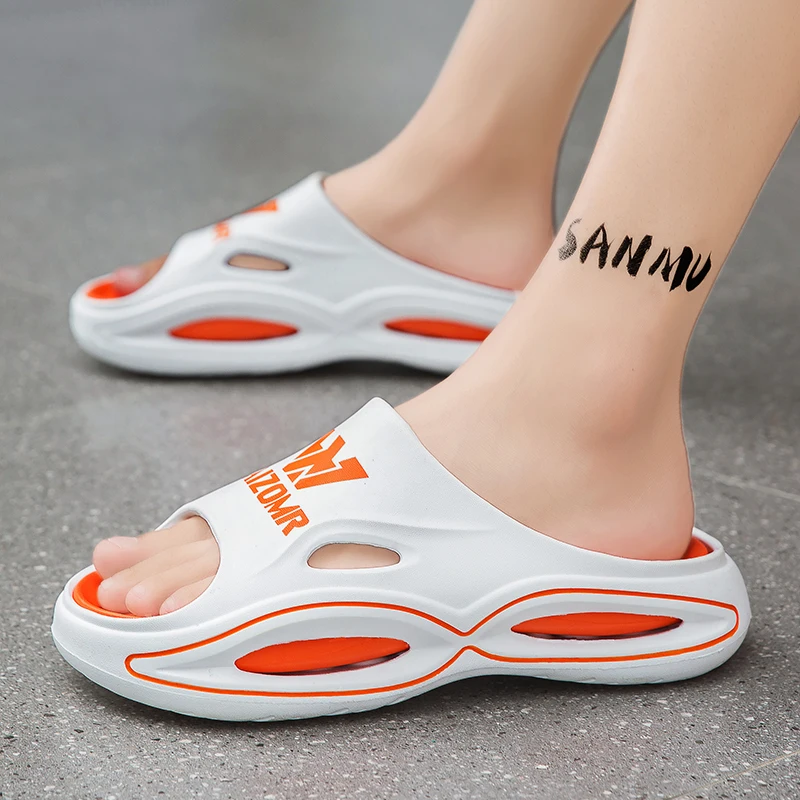 Slippers men's new summer all-match anti-slip and anti-odor thick soled sports wear beach shoes step on poo feeling casual flip-
Slippers men's new summer all-match anti-slip and anti-odor thick soled sports wear beach shoes step on poo feeling casual flip-