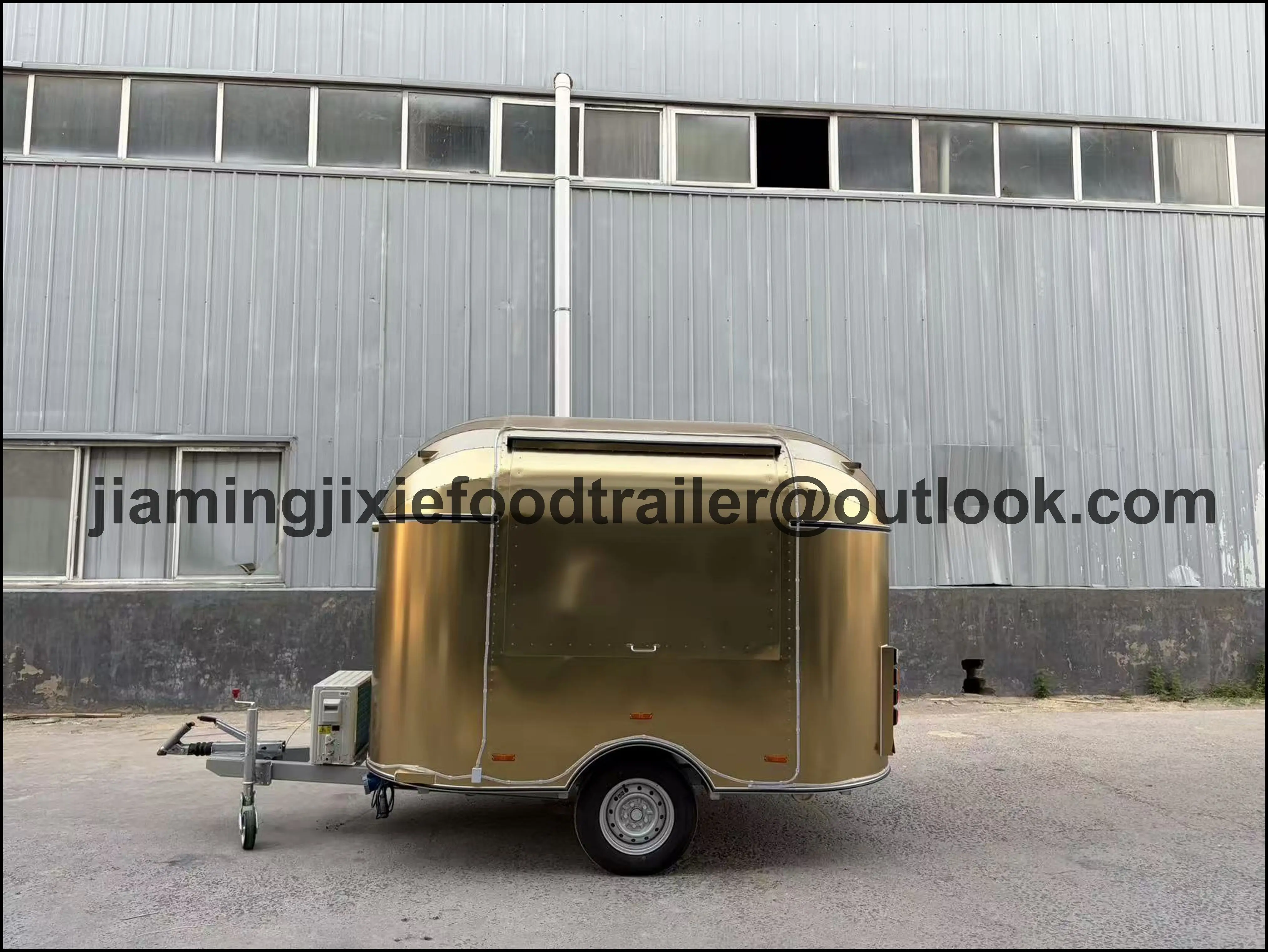 Outdoor Bar Mobile Kitchen Catering Trailer Fully Equipped Hot Dog Ice Cream Coffee Pizza Food Truck with Full Kitchen
Outdoor Bar Mobile Kitchen Catering Trailer Fully Equipped Hot Dog Ice Cream Coffee Pizza Food Truck with Full Kitchen