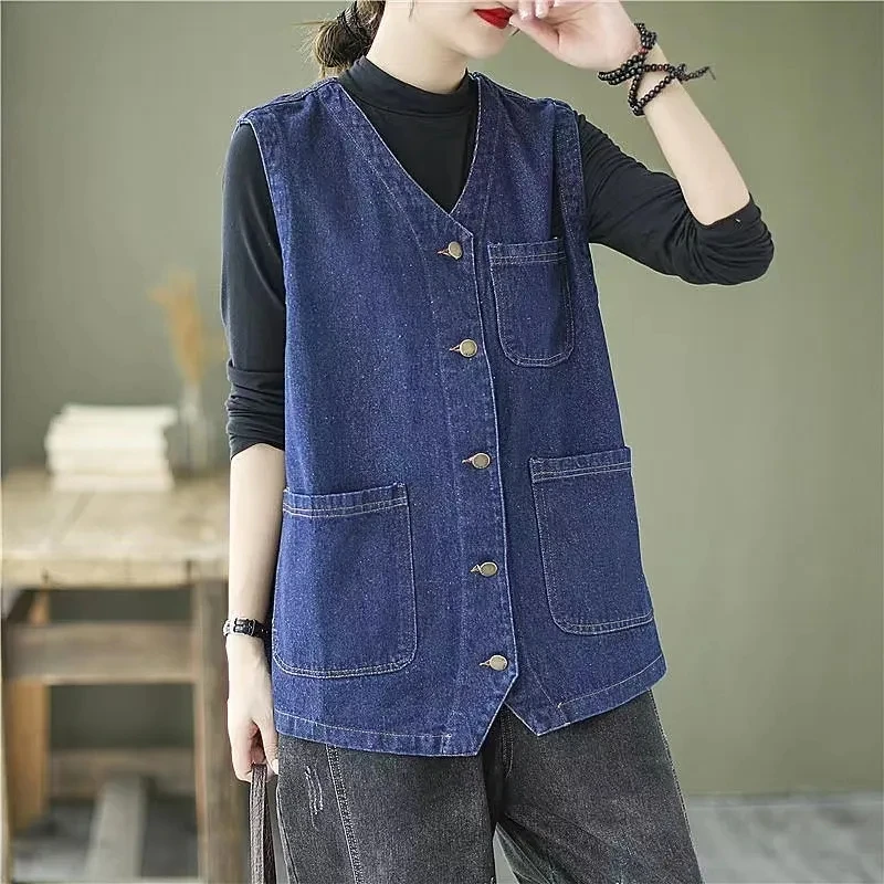 2025 NEW Women's Denim Vest Sleeveless Loose Thin Spring Autumn Denim Jacket Waistcoat Tops Short Coat Outerwear Female
2025 NEW Women's Denim Vest Sleeveless Loose Thin Spring Autumn Denim Jacket Waistcoat Tops Short Coat Outerwear Female