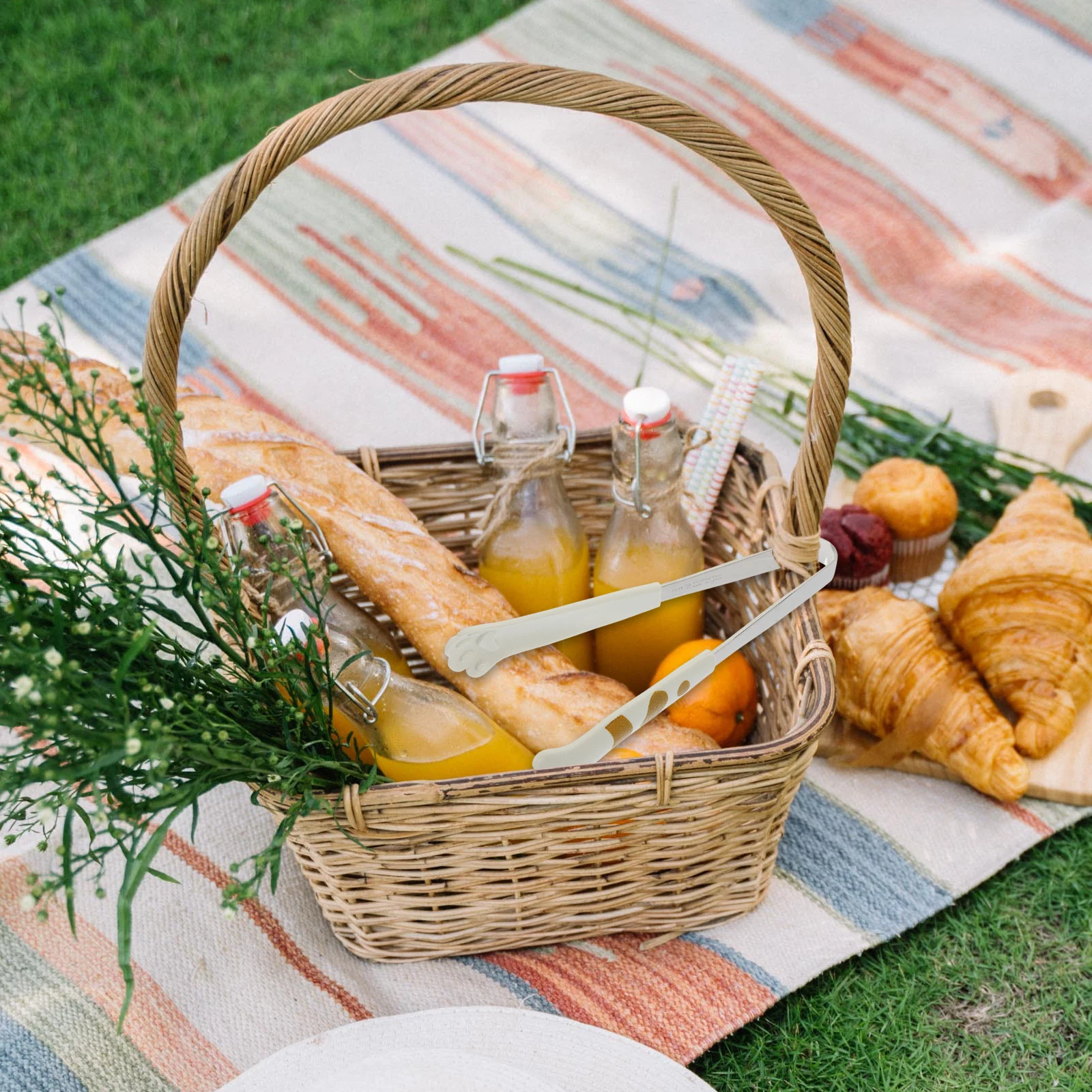 Cat Claw Salad Tongs Outdoor Cooking Tong For Grilling Steak Bread Meat Anti-Scald Portable Bbq Clip Grill
Cat Claw Salad Tongs Outdoor Cooking Tong For Grilling Steak Bread Meat Anti-Scald Portable Bbq Clip Grill