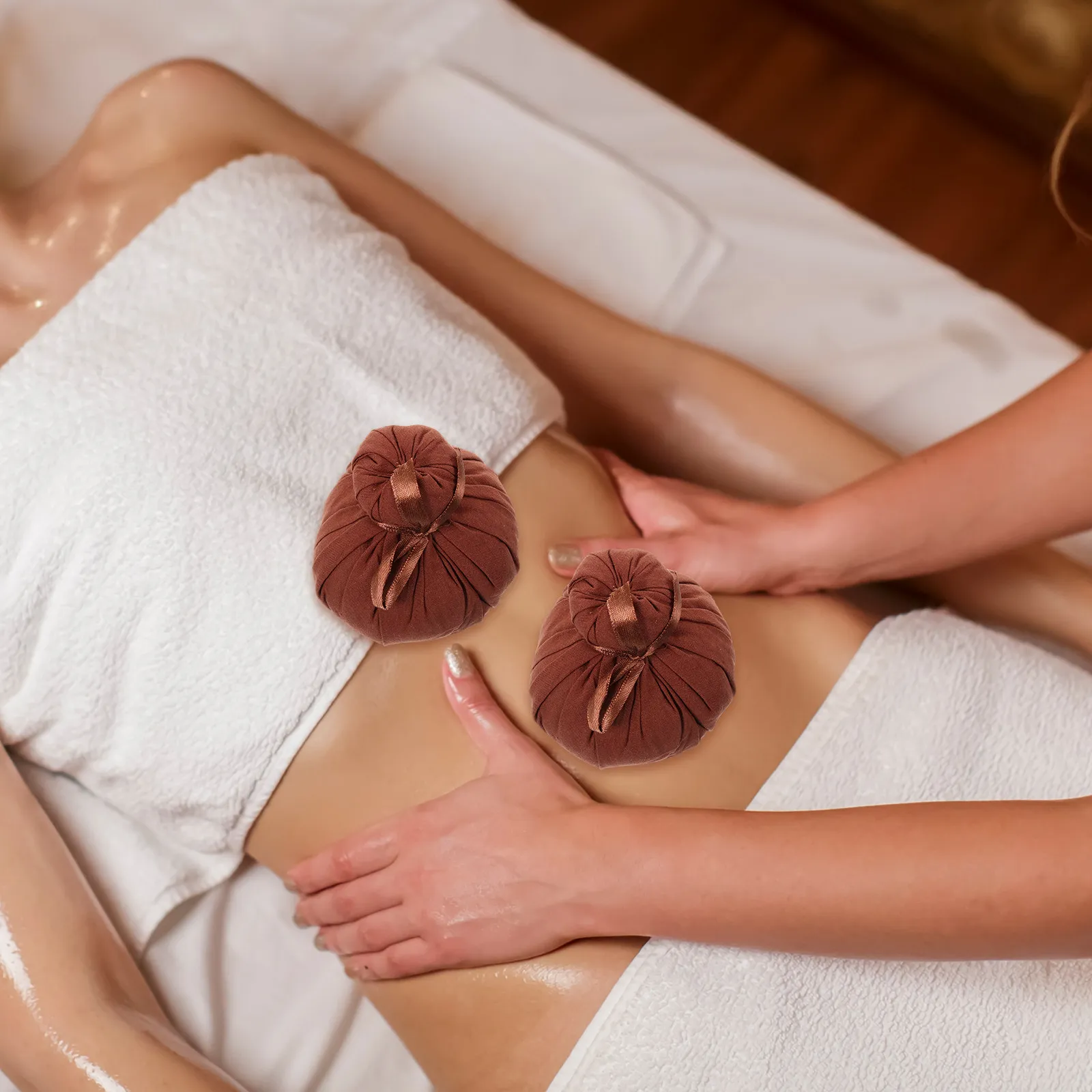 2pcs Massage Balls Herbal Compress Wormwood Chinese Medicine Package Spa Health Treatment Body Massage Acupressure Heating
2pcs Massage Balls Herbal Compress Wormwood Chinese Medicine Package Spa Health Treatment Body Massage Acupressure Heating