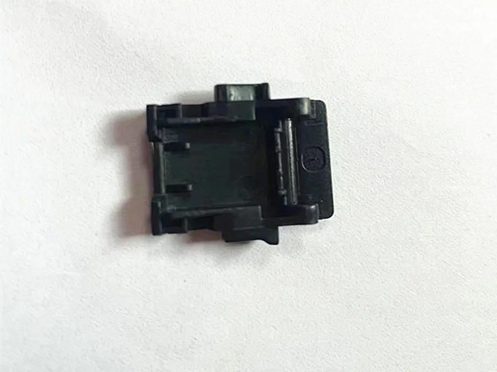 Оригинальный Новый чехол для HP EliteBook 840 745 828 848 G3 G4 RJ-45 Door LAN 821175-001
Оригинальный Новый чехол для HP EliteBook 840 745 828 848 G3 G4 RJ-45 Door LAN 821175-001