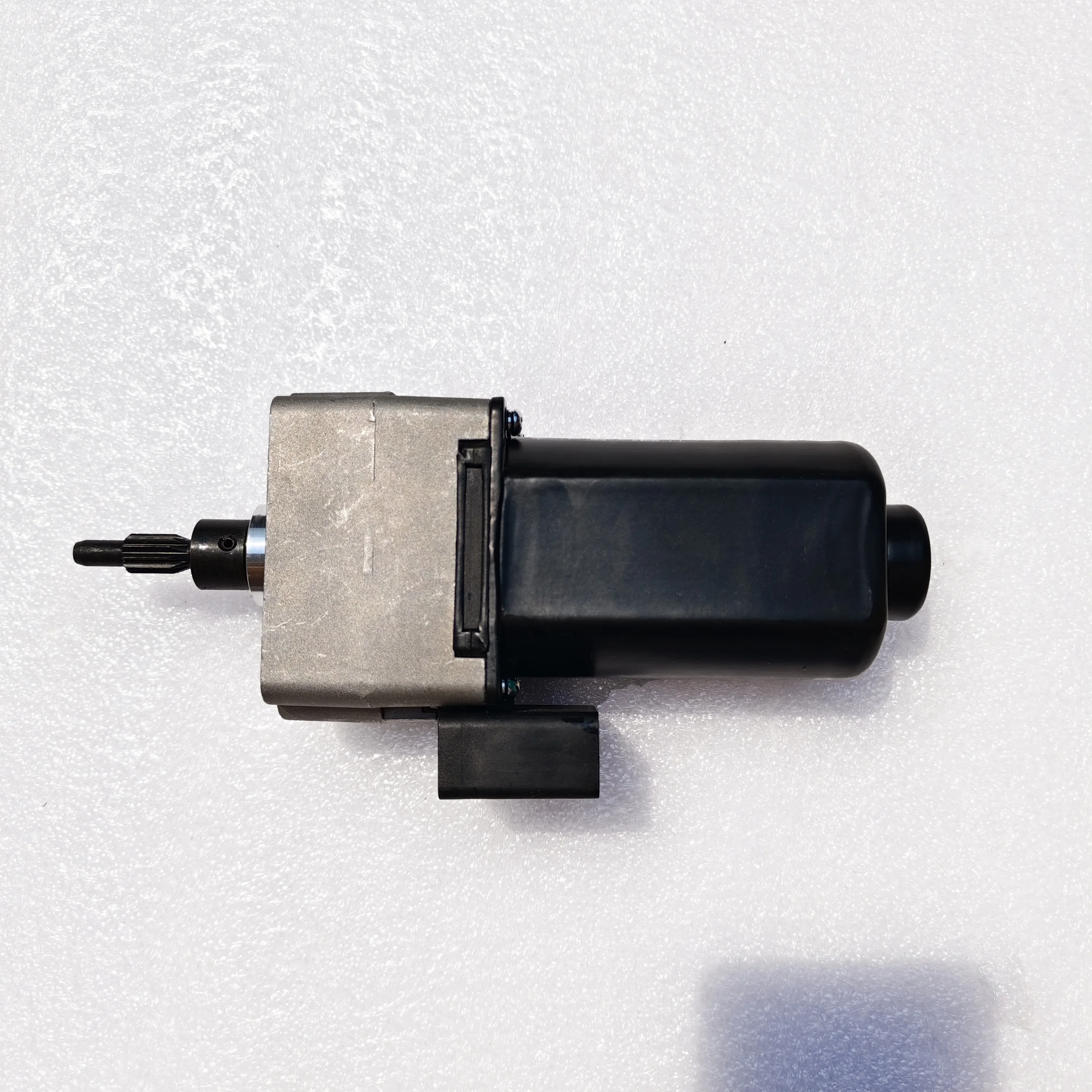 68214628AA 68214628AA Differential Lock Motor for Jeep Grand Cherokee Dodge Durango W/230 mm Rear Axle
68214628AA 68214628AA Differential Lock Motor for Jeep Grand Cherokee Dodge Durango W/230 mm Rear Axle