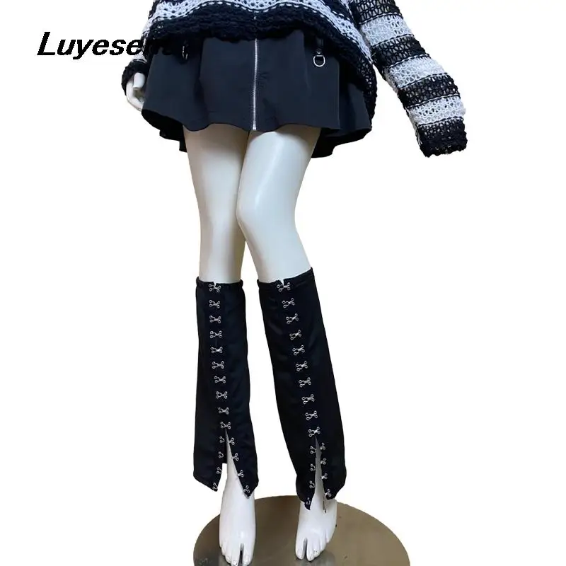 Chinese Style Female Buckle Knee Length Black Sock Summer Y2k Girl Gothic Street Leg Warmer Harajuku Lady Cool Punk Foot Cover
Chinese Style Female Buckle Knee Length Black Sock Summer Y2k Girl Gothic Street Leg Warmer Harajuku Lady Cool Punk Foot Cover