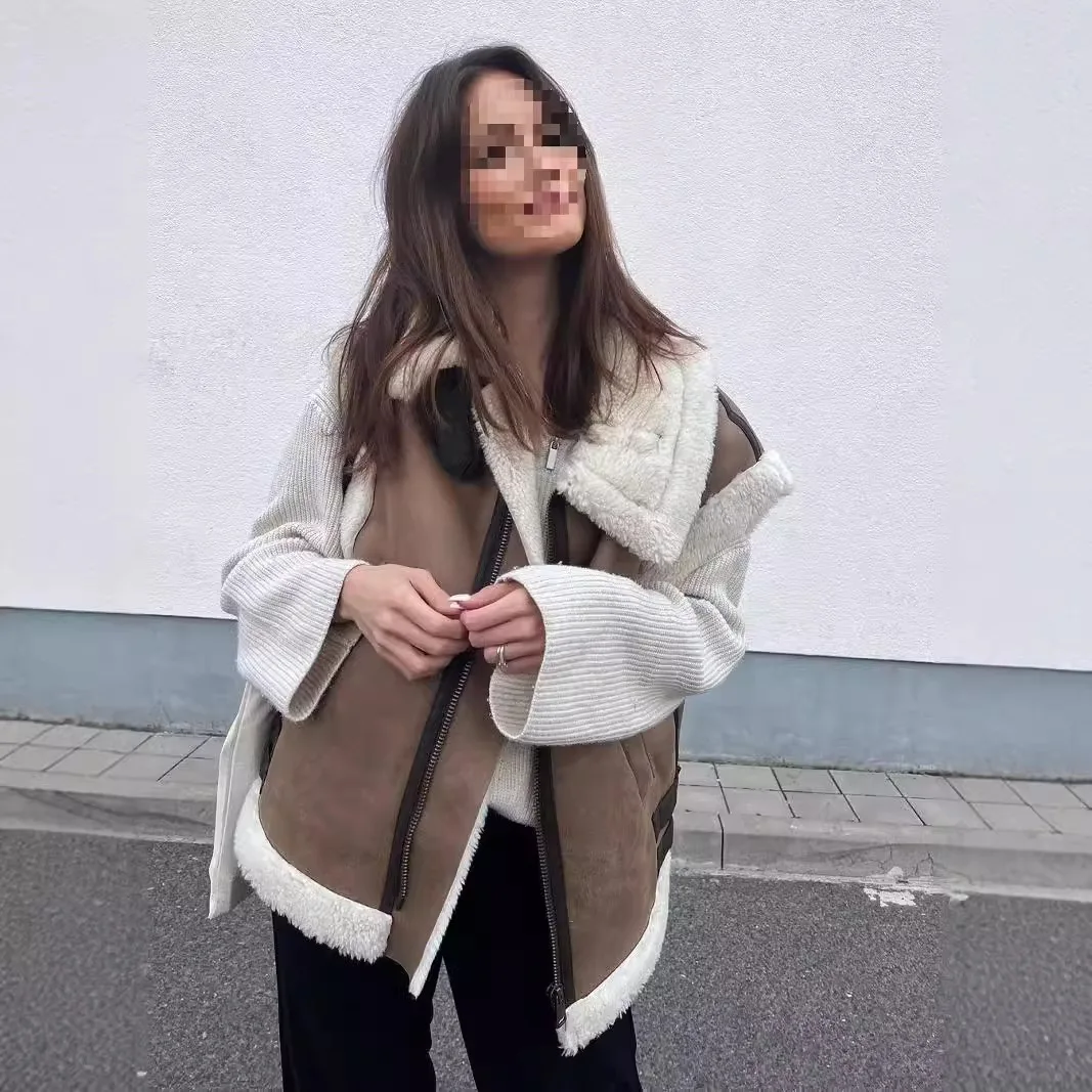 Fleece-lined Women's Auutmn Suede Vest Color Bloked Horn Lapel Toggle Butto Female's Coat Slouchy-Style Sleeveless Coat For Lady
Fleece-lined Women's Auutmn Suede Vest Color Bloked Horn Lapel Toggle Butto Female's Coat Slouchy-Style Sleeveless Coat For Lady