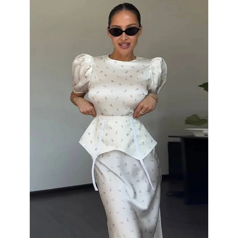 Elegant Satin Print Shirt Skirt Set Women Puff Short Sleeve Lace Up Irregular Top Maxi Skirt Chic 2026 Lady Party Vacation Suits
Elegant Satin Print Shirt Skirt Set Women Puff Short Sleeve Lace Up Irregular Top Maxi Skirt Chic 2026 Lady Party Vacation Suits