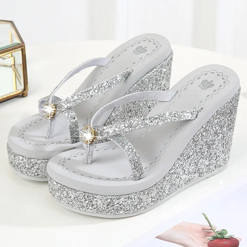 New Women's Shoes Exquisite Rhinestone Wedge Heel Slippers for Woman Fashion Vacation Casual Shoes Designer Shoes Zapatos Mujer
New Women's Shoes Exquisite Rhinestone Wedge Heel Slippers for Woman Fashion Vacation Casual Shoes Designer Shoes Zapatos Mujer