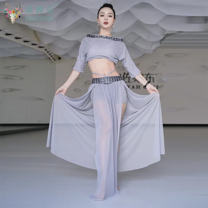 Belly Dance Practice Clothes Women Off-the-shoulder Top+Elegant Sequined Big Swing Skirt Folk Oriental Dance Performance Suits
Belly Dance Practice Clothes Women Off-the-shoulder Top+Elegant Sequined Big Swing Skirt Folk Oriental Dance Performance Suits