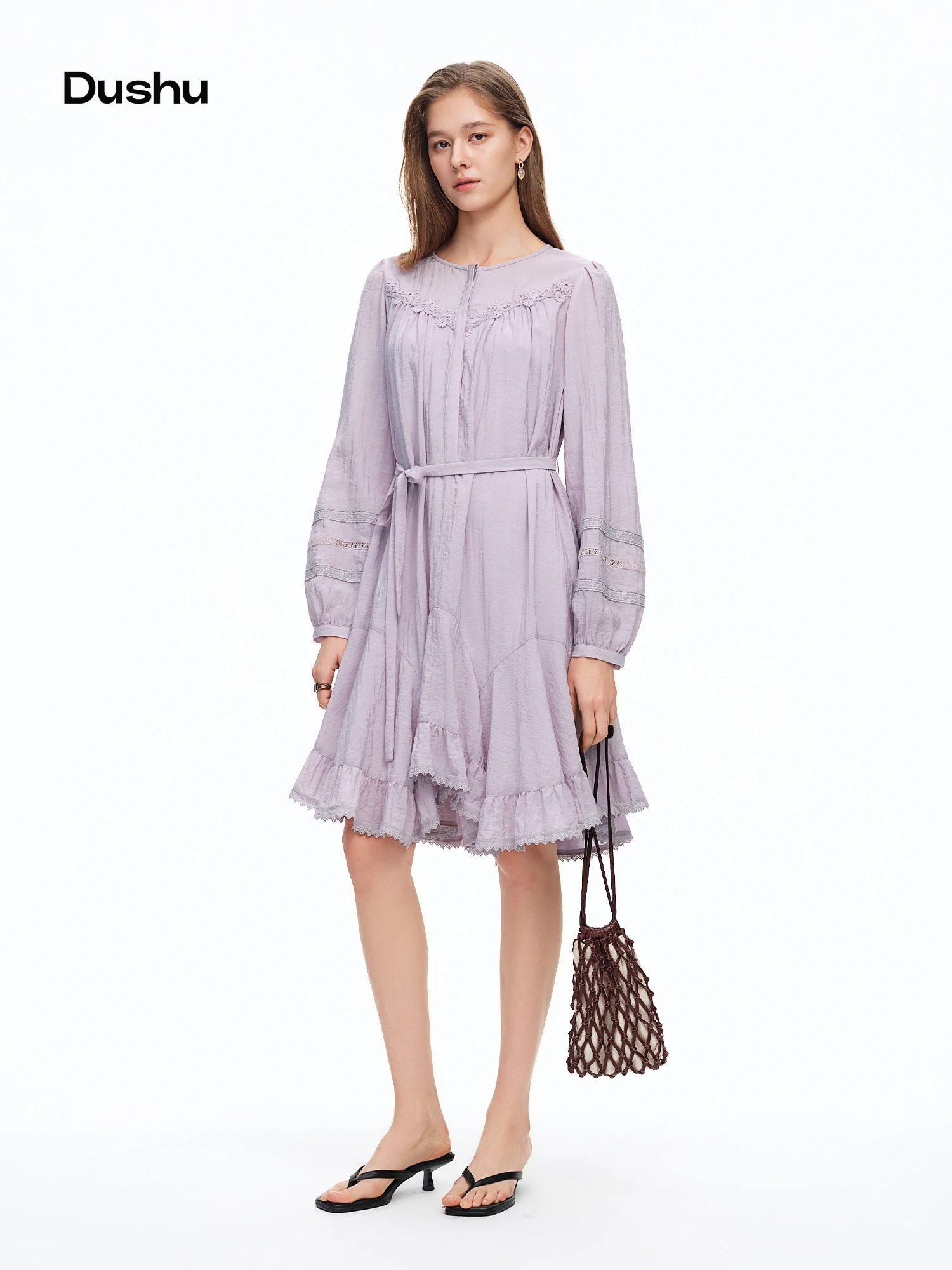 Женское платье DUSHU 2026 весенней коллекции в французском стиле с кружевной отделкой и асимметричным подолом, фиолетовое, в стиле ретро — элегантное винтажное платье с оборками
Женское платье DUSHU 2026 весенней коллекции в французском стиле с кружевной отделкой и асимметричным подолом, фиолетовое, в стиле ретро — элегантное винтажное платье с оборками