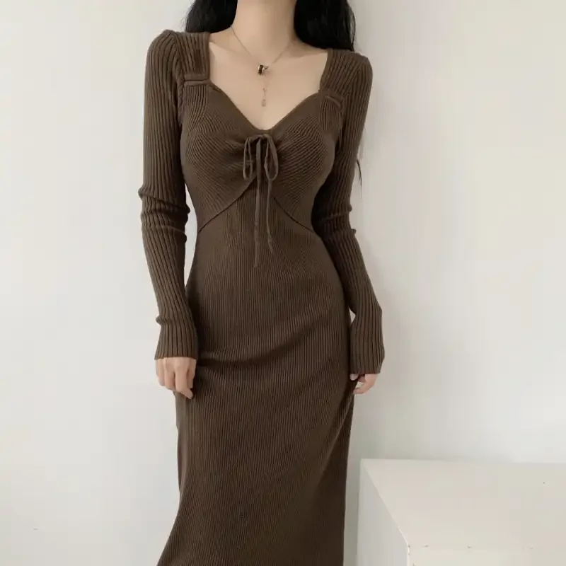 Elegant Knit V Neck Long Sleeve Sheath Dress With Lace Up Detail For Women Spring Autumn Fashion Slim Fit Sexy Style
Elegant Knit V Neck Long Sleeve Sheath Dress With Lace Up Detail For Women Spring Autumn Fashion Slim Fit Sexy Style