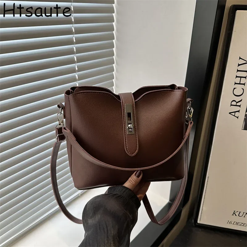 Luxury Designer Bags Women Buckets Mini Handbags Large Capacity PU Leather Messenger Bag Elegant Crossbody Bags For Ladies bolso
Luxury Designer Bags Women Buckets Mini Handbags Large Capacity PU Leather Messenger Bag Elegant Crossbody Bags For Ladies bolso