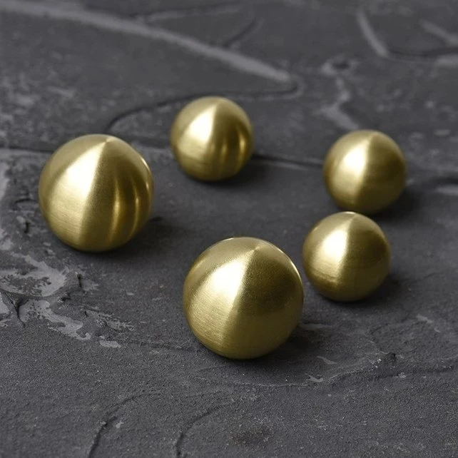 Solid Brass Round Furniture Knobs Gold Pulls Handles for Cabinets and Drawers Gorgeous Wardrobe Closet Pull Handle Hardware
Solid Brass Round Furniture Knobs Gold Pulls Handles for Cabinets and Drawers Gorgeous Wardrobe Closet Pull Handle Hardware