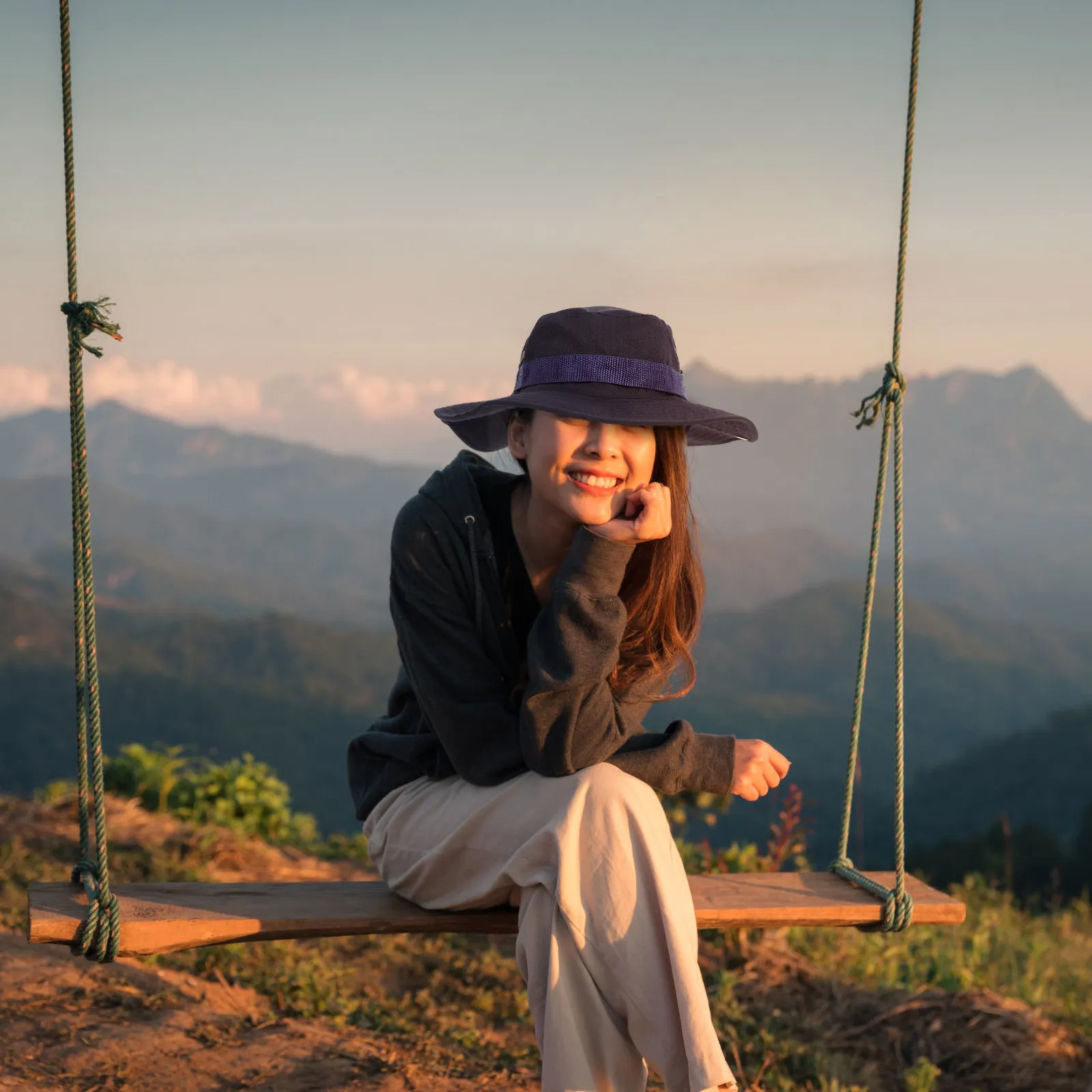 Unisex Lightweight Adjustable Sun Protection Boonie Hat With Ventilation For Fishing Hunting Hiking Camping Navy Blue Bucket Hat
Unisex Lightweight Adjustable Sun Protection Boonie Hat With Ventilation For Fishing Hunting Hiking Camping Navy Blue Bucket Hat