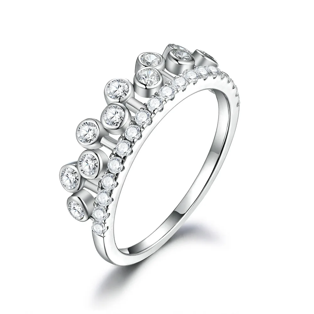 New fashion s925 pure silver plated 18K gold PT950 platinum princess crown ring, niche personality diamond arrangement
New fashion s925 pure silver plated 18K gold PT950 platinum princess crown ring, niche personality diamond arrangement