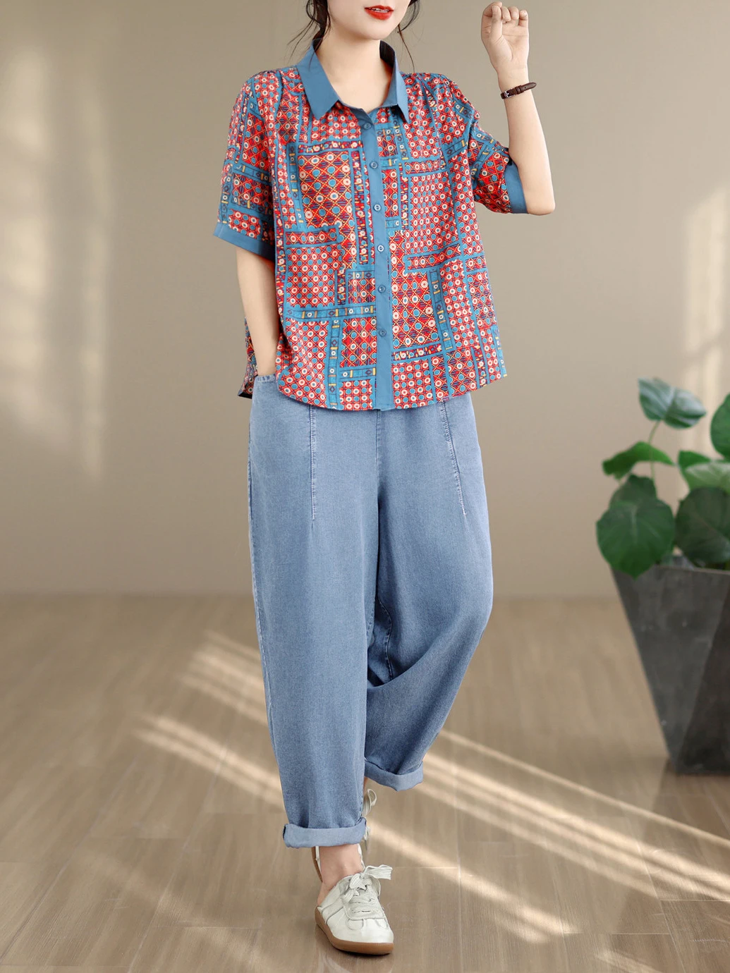 Casual Fashion Mommy Summer Shirt Set Women's Loose Large Size Top Harlan Jeans Shorts Two-Piece Set Age-Defying Short Sleeve
Casual Fashion Mommy Summer Shirt Set Women's Loose Large Size Top Harlan Jeans Shorts Two-Piece Set Age-Defying Short Sleeve