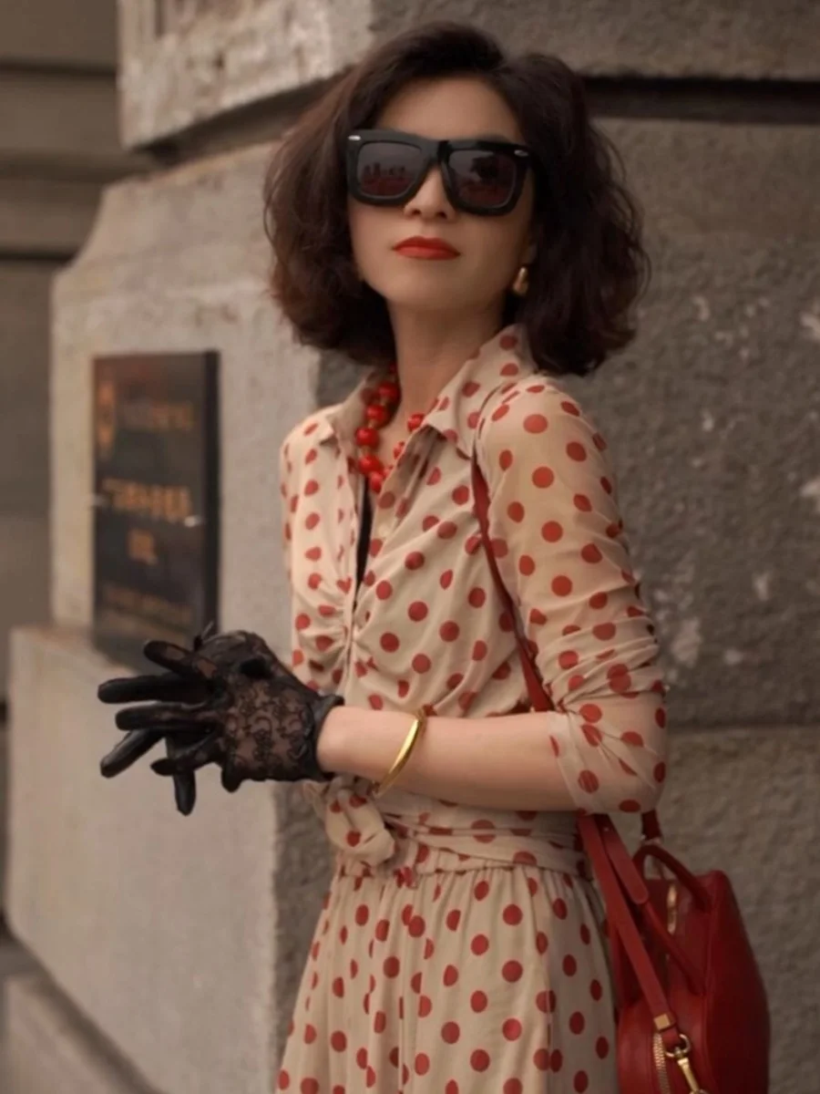 Red Polka Dot Top Skirt Set Hong Kong Style Tea Break Miniature High End Elegant Sweet Atmosphere Commute Style Polyester Fiber
Red Polka Dot Top Skirt Set Hong Kong Style Tea Break Miniature High End Elegant Sweet Atmosphere Commute Style Polyester Fiber