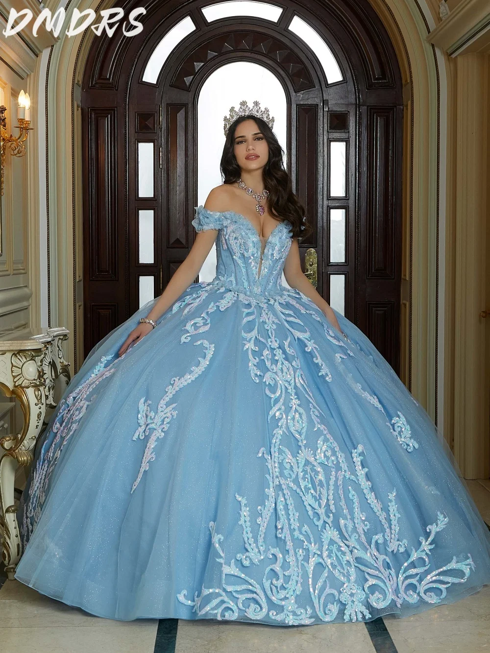 Charming Sweetheart Neck Quinceanera Dress 2025 Elegant Applique Party Dress Formal Off-shoulder Ball Gown Sweet 16 Party Gown
Charming Sweetheart Neck Quinceanera Dress 2025 Elegant Applique Party Dress Formal Off-shoulder Ball Gown Sweet 16 Party Gown