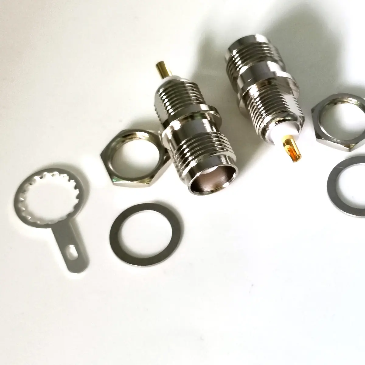 100pcs adapter TNC Female Socket Solder Connectors Chassis Panel Mount Patch TNC female RF Coaxial
100pcs adapter TNC Female Socket Solder Connectors Chassis Panel Mount Patch TNC female RF Coaxial
