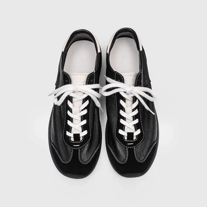 Unisex Retro Versatile Outdoor Casual Sports Shoes Couple Commuting Korean Trendy Shoes Comfortable Breathable Leather
Unisex Retro Versatile Outdoor Casual Sports Shoes Couple Commuting Korean Trendy Shoes Comfortable Breathable Leather