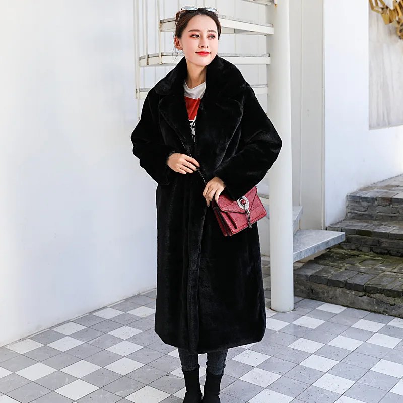 Stylish Women's Long Velvet Faux Fur Coat Belted Lapel Collar Thickened Warm Jacket for Fall Winter Casual Wear
Stylish Women's Long Velvet Faux Fur Coat Belted Lapel Collar Thickened Warm Jacket for Fall Winter Casual Wear