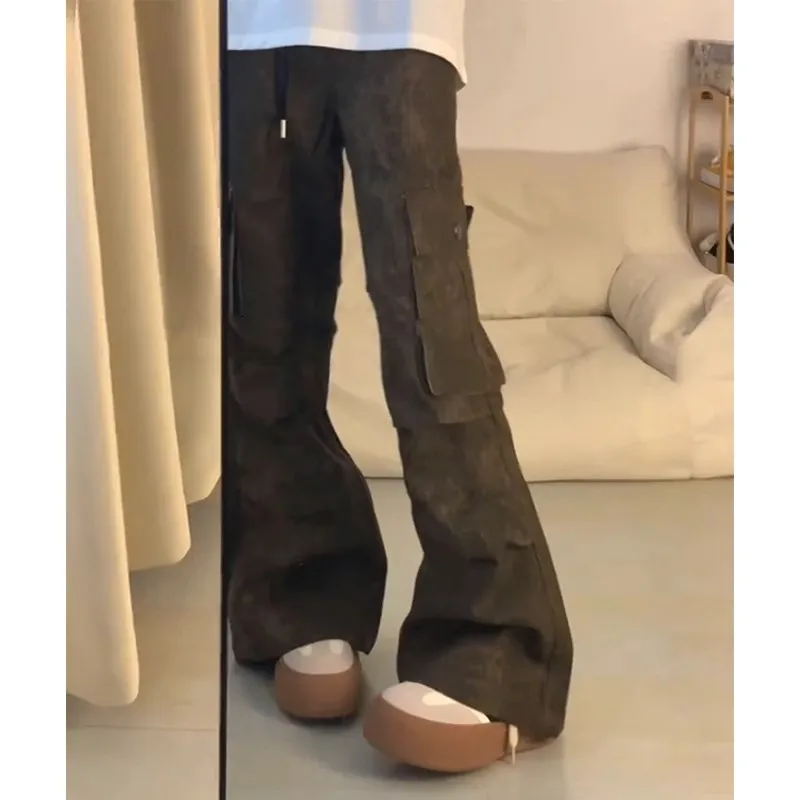 Ретро-американские рабочие брюки для мужчин: плотные, прямого кроя, с высокой талией, повседневные, модный дизайн в стиле милитари, молодежная энергия
Ретро-американские рабочие брюки для мужчин: плотные, прямого кроя, с высокой талией, повседневные, модный дизайн в стиле милитари, молодежная энергия