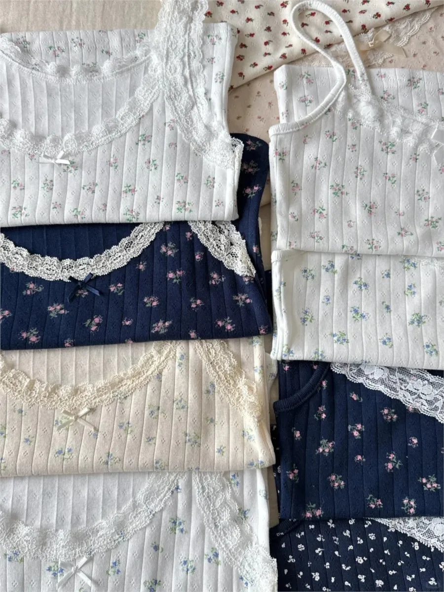 Bow Floral Eyelet Lace Trim Tank Tops Women Summer Simple Cotton Sleeveless Slim Camisole Girls Sweet Cute Preppy Style Vests
Bow Floral Eyelet Lace Trim Tank Tops Women Summer Simple Cotton Sleeveless Slim Camisole Girls Sweet Cute Preppy Style Vests
