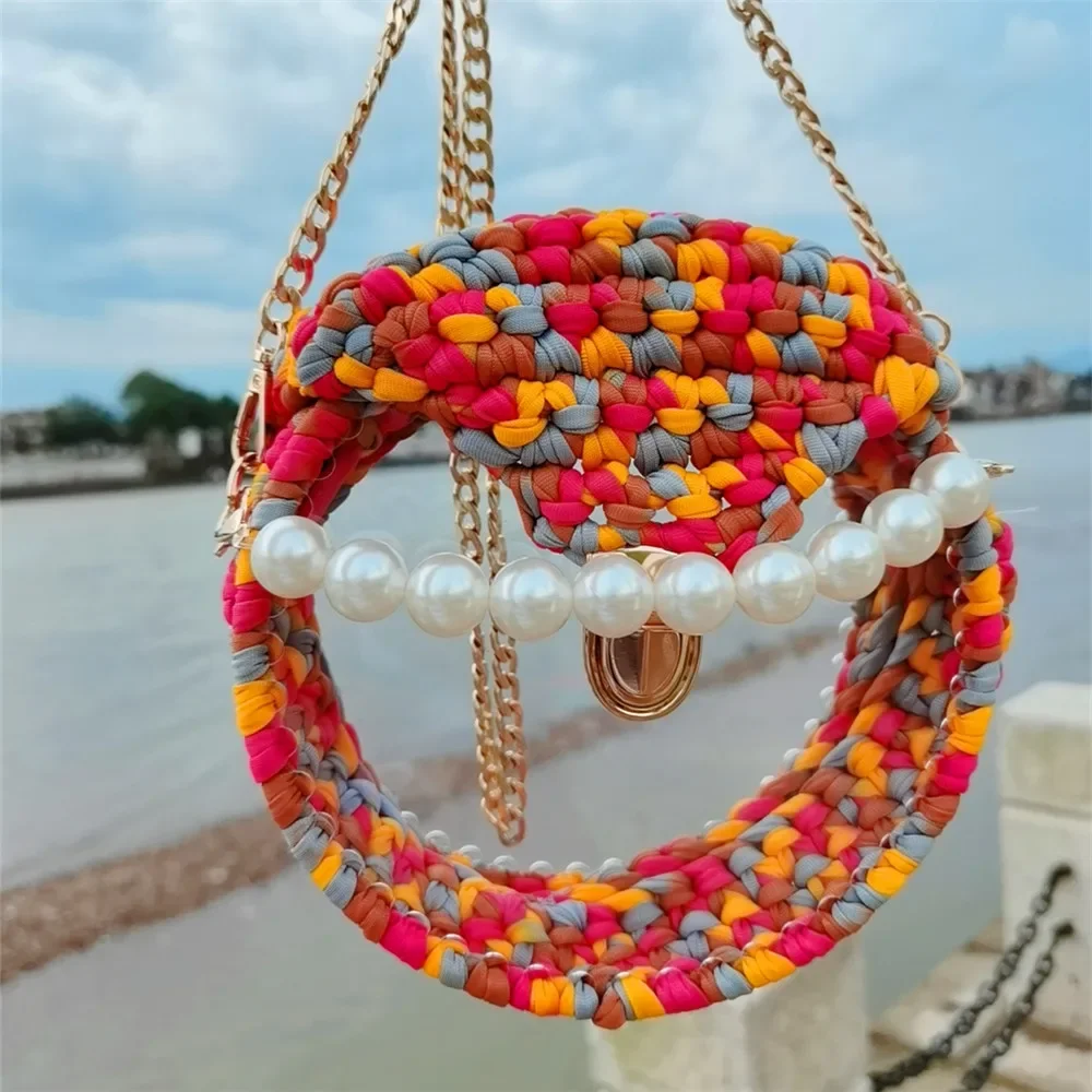 Hand-woven Transparent Acrylic Multi-color Crochet Single Shoulder Pack Creative Novelty Clamshell Bag
Hand-woven Transparent Acrylic Multi-color Crochet Single Shoulder Pack Creative Novelty Clamshell Bag