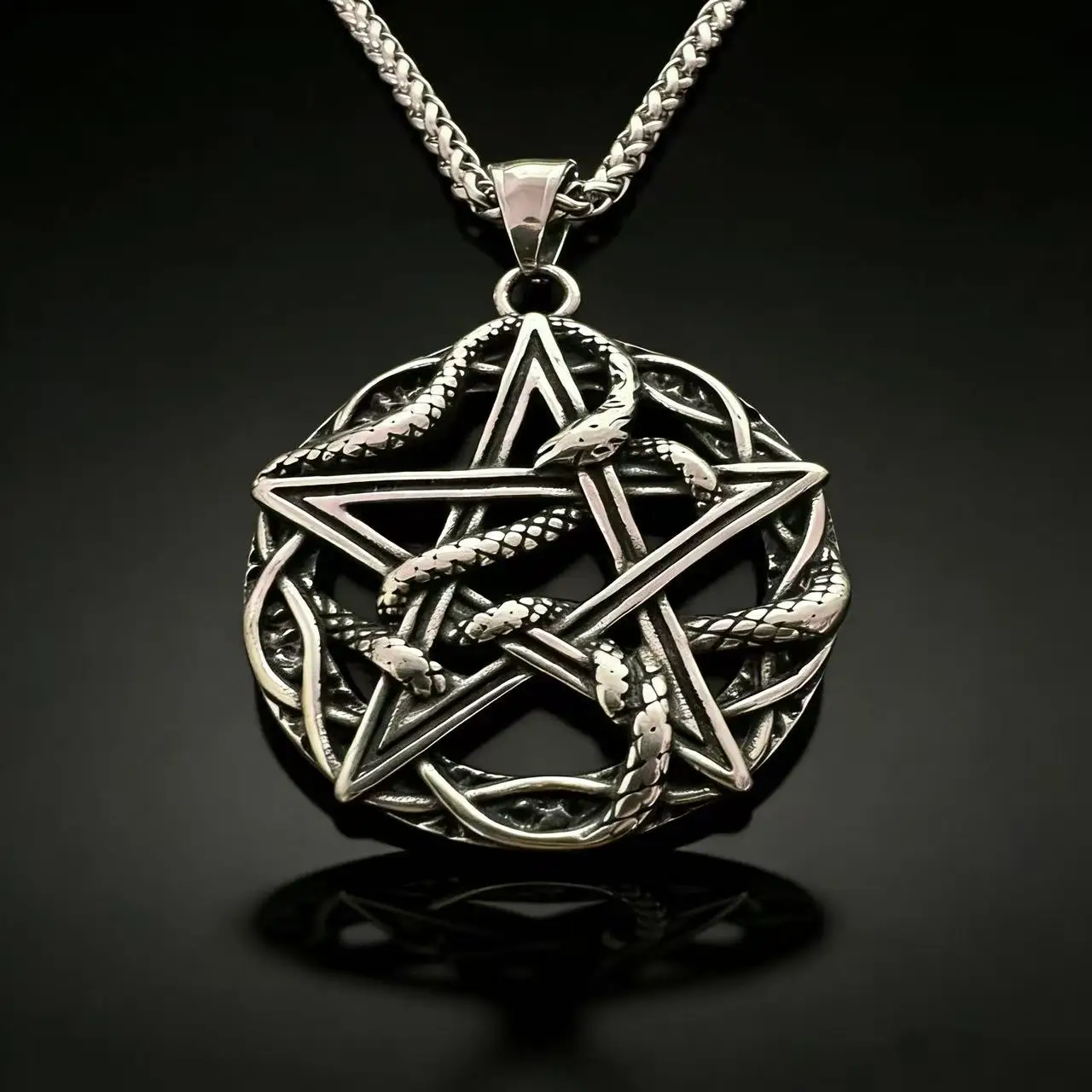 HNSP 316L Stainless Steel Pentagram Snake Entwined Mysterious Rune Pendant Necklace For Men Gothic Jewelry Accessories
HNSP 316L Stainless Steel Pentagram Snake Entwined Mysterious Rune Pendant Necklace For Men Gothic Jewelry Accessories