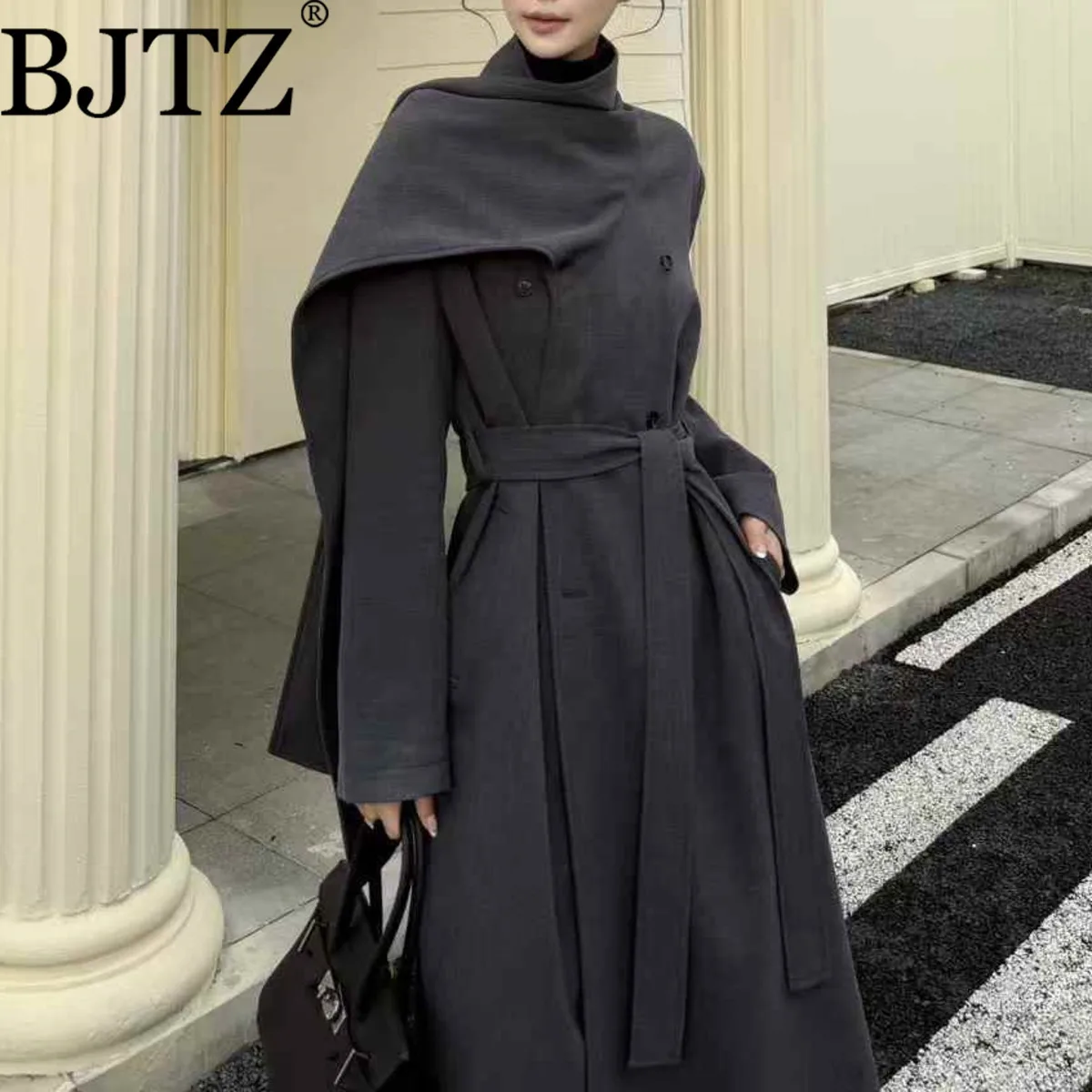BJTZ Elegant Shawl Collar Temperament Trench Jacket For Woman 2025 Autumn New Lace-up Tie-waist Designer Trend 30%woolen Coat
BJTZ Elegant Shawl Collar Temperament Trench Jacket For Woman 2025 Autumn New Lace-up Tie-waist Designer Trend 30%woolen Coat