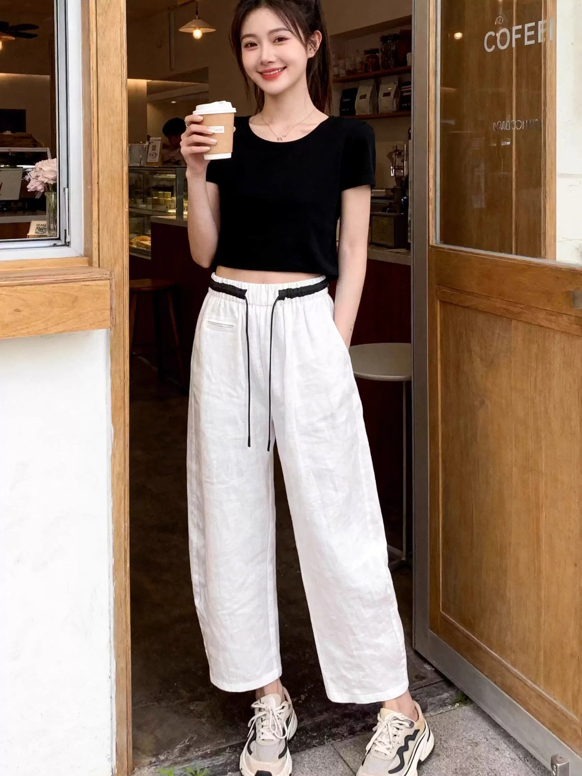 White Simple Drawstring Color Block High Waist Loose Casual Slimming Wide Leg Nine Points Pants for Women Summer Thin Model
White Simple Drawstring Color Block High Waist Loose Casual Slimming Wide Leg Nine Points Pants for Women Summer Thin Model