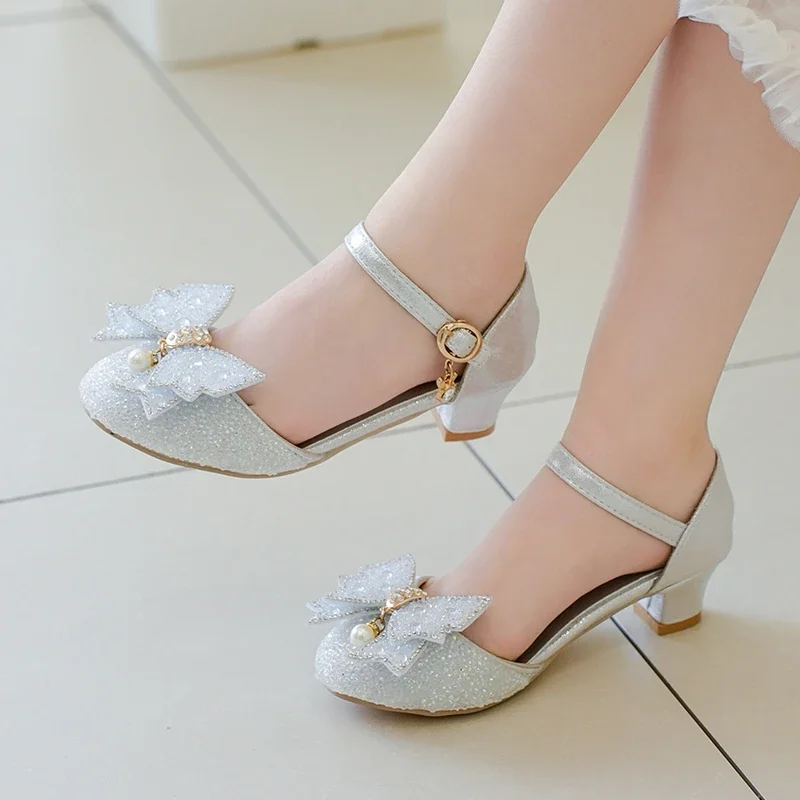 *Baby Girls Summer Princess Fashion Soft Sequined Sandals Hot Sale Beaded Kids Elegant Lightweight Banquet with Heeled Shoes
*Baby Girls Summer Princess Fashion Soft Sequined Sandals Hot Sale Beaded Kids Elegant Lightweight Banquet with Heeled Shoes