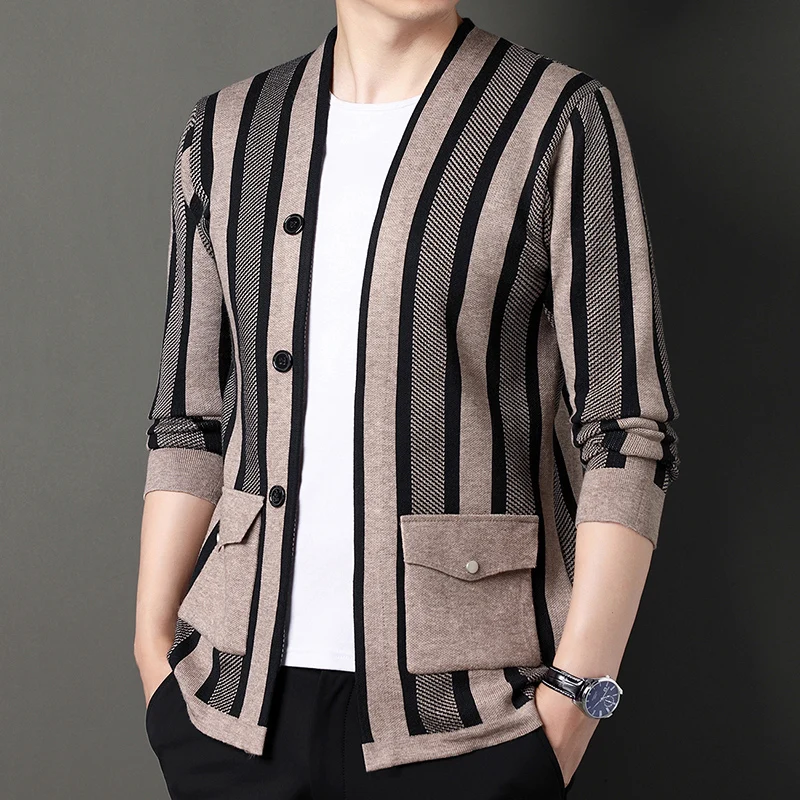 2023 Men's Striped Cardigan Knitted Shirt Contrast Color Fashion Street Wear Cardigan
2023 Men's Striped Cardigan Knitted Shirt Contrast Color Fashion Street Wear Cardigan
