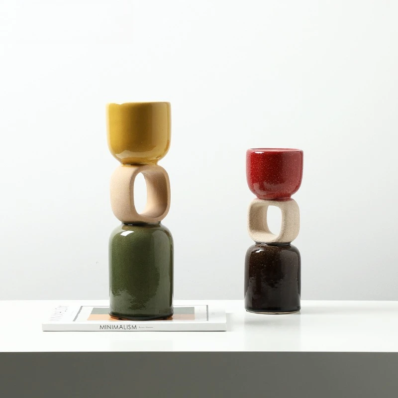 Creative Nordic modern geometric ring color matching candlestick model house villa dining table, creative decorations
Creative Nordic modern geometric ring color matching candlestick model house villa dining table, creative decorations