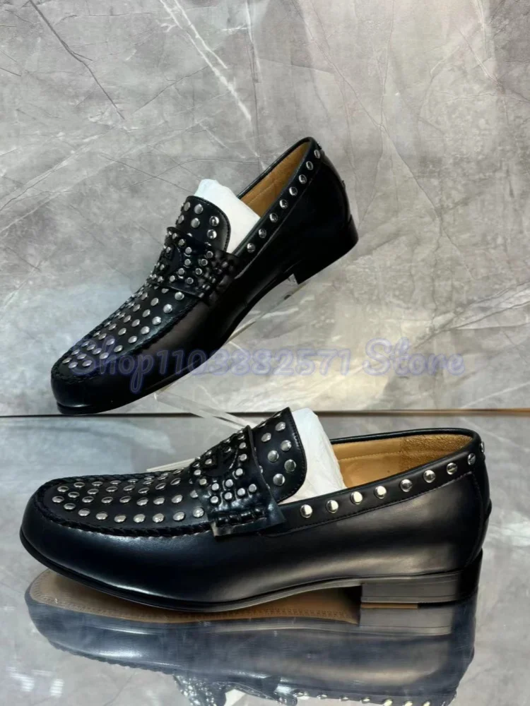 Rivet Metal Square Toe Man Leather Shoes Flat Chunky Low Heel Retro Brown Shallow Slip-on Men Casual Office Male Patchwork Shoe
Rivet Metal Square Toe Man Leather Shoes Flat Chunky Low Heel Retro Brown Shallow Slip-on Men Casual Office Male Patchwork Shoe