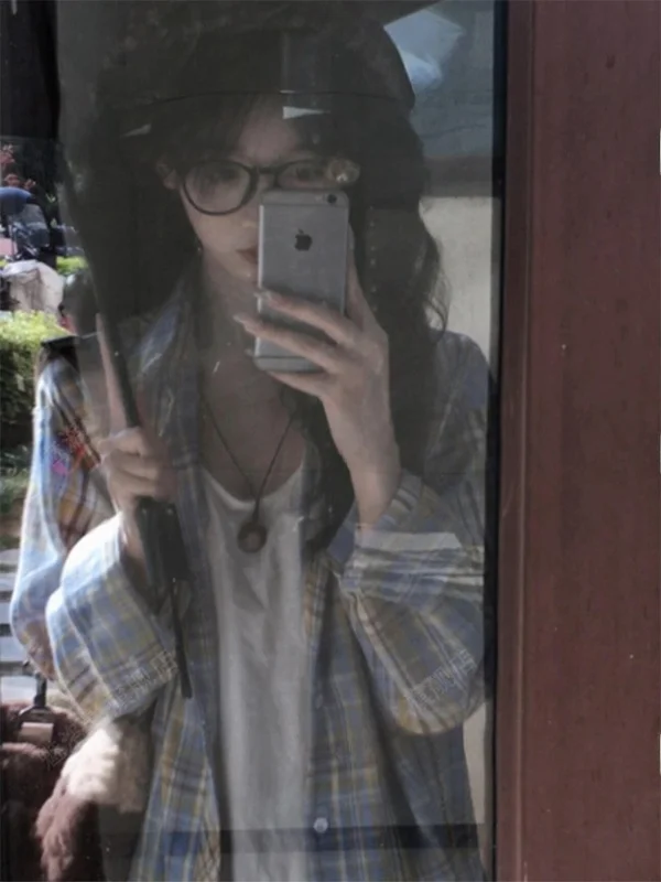 Корейская клетчатая рубашка с флокированным узором, новая свободная летняя модель с защитой от солнца, с длинным рукавом, в ретро-стиле, женская деловая повседневная верхняя одежда
Корейская клетчатая рубашка с флокированным узором, новая свободная летняя модель с защитой от солнца, с длинным рукавом, в ретро-стиле, женская деловая повседневная верхняя одежда