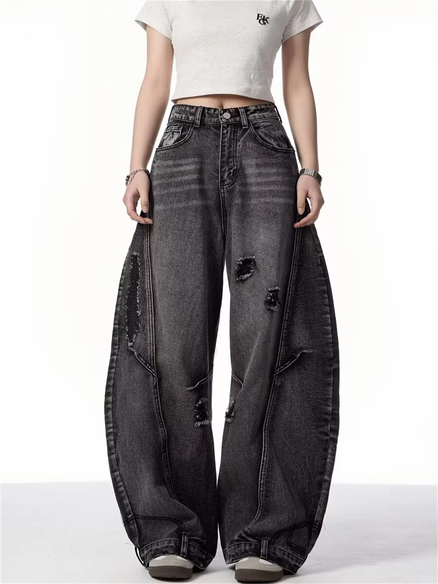 Trendy American Sle Men's Jeans Knife Ripped Wide Leg Loose Fit Casual Straight Cut Denim Pants Hip Hop Waed Jeans
Trendy American Sle Men's Jeans Knife Ripped Wide Leg Loose Fit Casual Straight Cut Denim Pants Hip Hop Waed Jeans