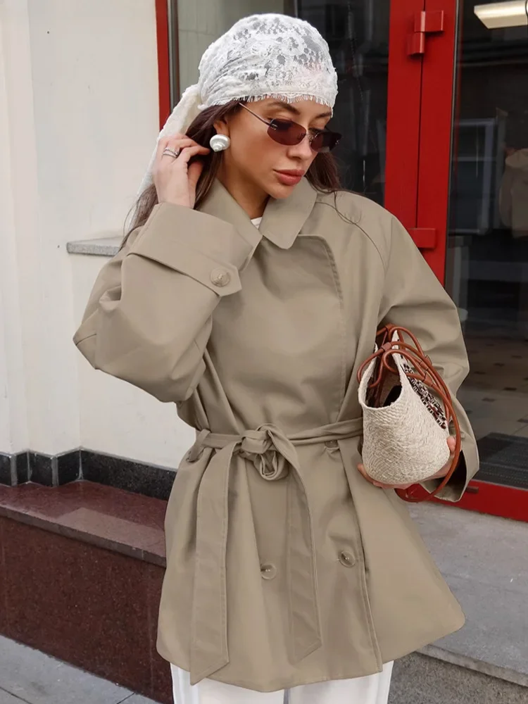 Fashion Lace Up Long Trench Coat Women's Double-breasted Windbreaker Jacket Demi-season Outerwears Autumn 2025 Street wear New
Fashion Lace Up Long Trench Coat Women's Double-breasted Windbreaker Jacket Demi-season Outerwears Autumn 2025 Street wear New