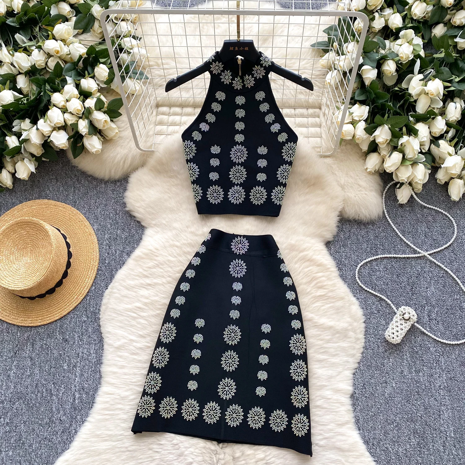 Chic Sexy vintage halter print A-line Fairy dresses Summer Vestidos Women Party Sundress Two Piece Set
Chic Sexy vintage halter print A-line Fairy dresses Summer Vestidos Women Party Sundress Two Piece Set