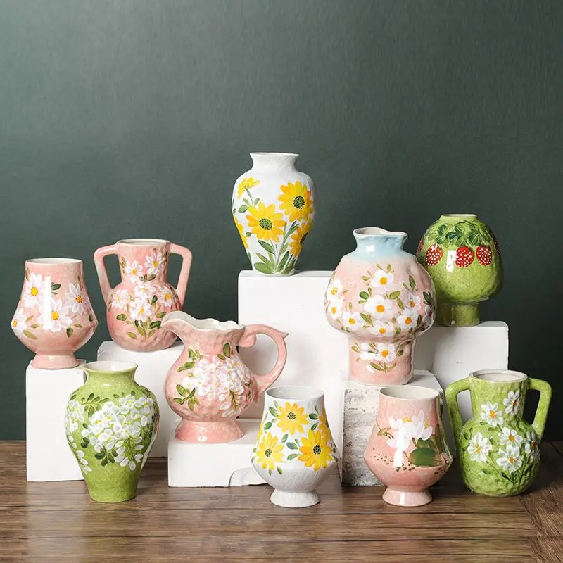 Jingdezhen Ceramic Hand-Painted Vase Home Decoration Ornament Oil Painting Style, Suitable Dried Flowers And Fresh Flowers, Can
Jingdezhen Ceramic Hand-Painted Vase Home Decoration Ornament Oil Painting Style, Suitable Dried Flowers And Fresh Flowers, Can