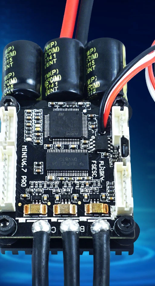 Mini v6.7Pro single drive ESC vesc parameter tuning motor 70A motor electric vehicle skateboard controller 
Mini v6.7Pro single drive ESC vesc parameter tuning motor 70A motor electric vehicle skateboard controller
