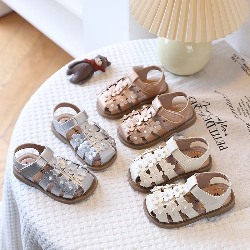 Spring Girl's Sandals Flower Cover Toe Hook-loop Sweet Kid's Flat Shoe Solid Colors Anti-slip Sweet Daily Chic Children Shoes
Spring Girl's Sandals Flower Cover Toe Hook-loop Sweet Kid's Flat Shoe Solid Colors Anti-slip Sweet Daily Chic Children Shoes