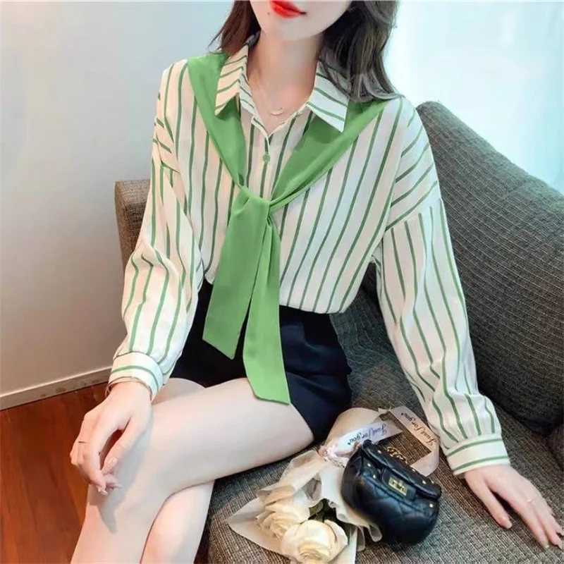 Woman Spring Autumn Style Blouses Shirts Lady Casual Long Sleeve Turn-down Collar Striped Printed Blusas Tops G2630
Woman Spring Autumn Style Blouses Shirts Lady Casual Long Sleeve Turn-down Collar Striped Printed Blusas Tops G2630