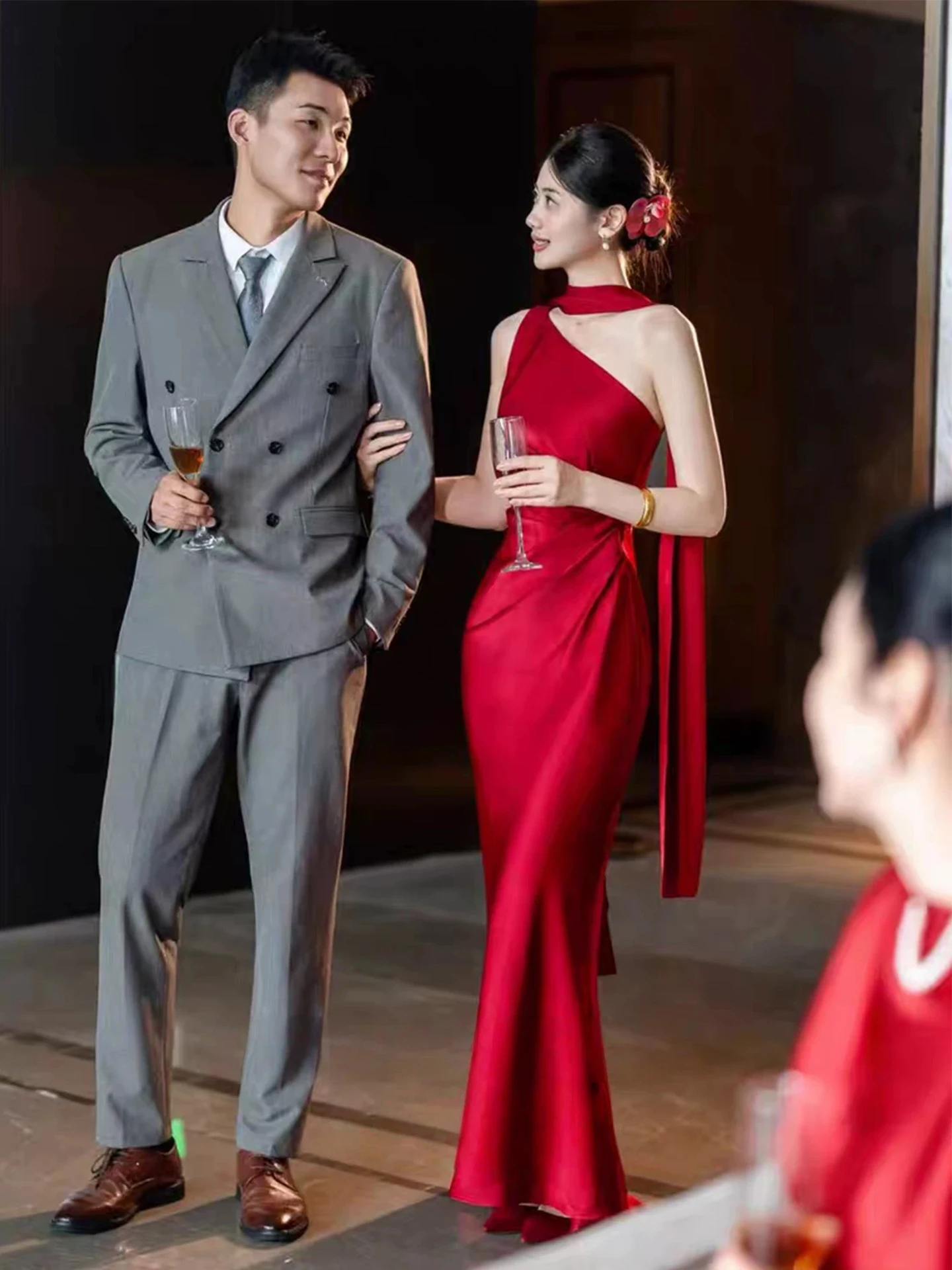 Red Wedding Dr Robe for Women Vintage Sle mid Waist Long Skirt No Sve Single oulder Bridesmaid Evening Gown
Red Wedding Dr Robe for Women Vintage Sle mid Waist Long Skirt No Sve Single oulder Bridesmaid Evening Gown