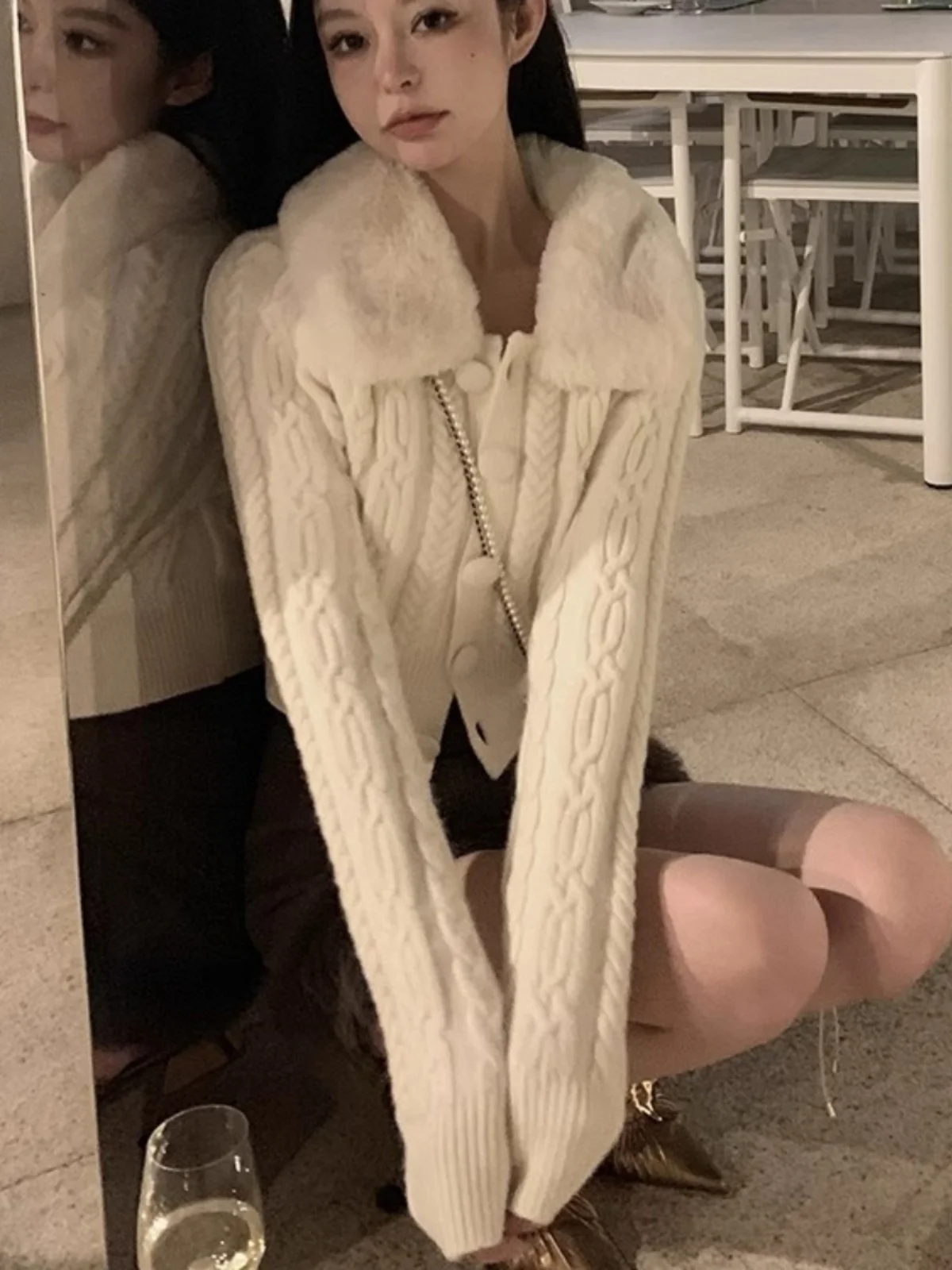 Fanhfan Good Morning Pure Desire Women's Knitted Sweater Short Style Slim Fit Autumn Winter Vintage Lazy Gentle Top
Fanhfan Good Morning Pure Desire Women's Knitted Sweater Short Style Slim Fit Autumn Winter Vintage Lazy Gentle Top